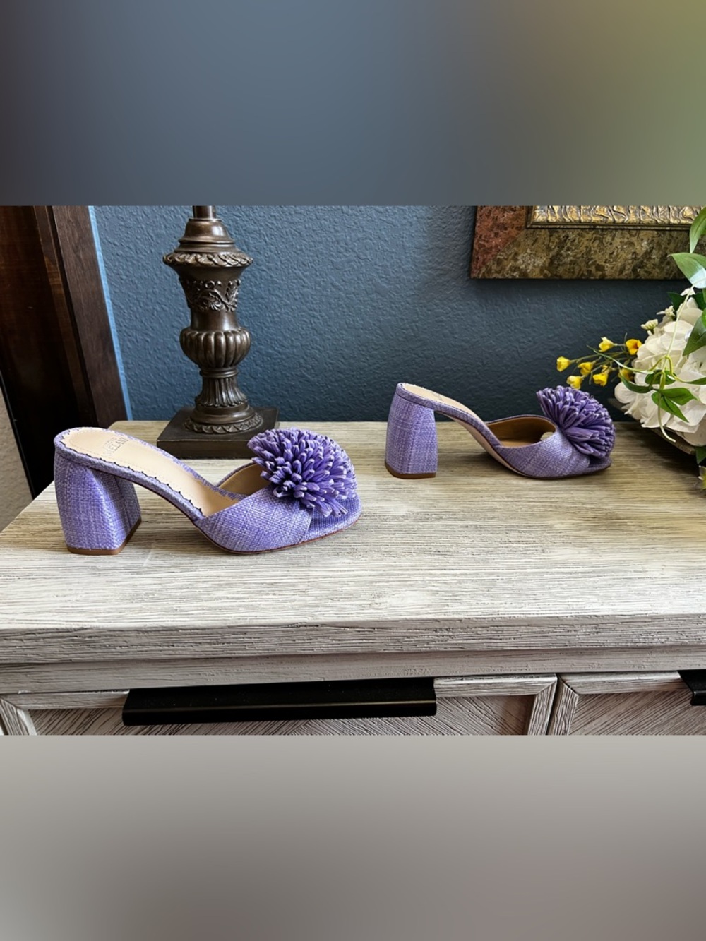 NEW!!! Never Worn ANTONIO MELANI Glora Raffia Lilac Pom-Pom Block Heels - Picture 3 of 8